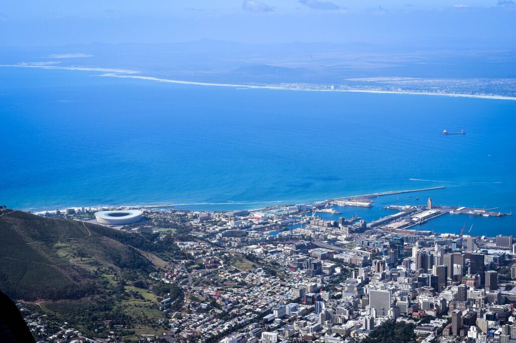 one&only,aerial from table mountain, south africa, cape town-4605965.jpg